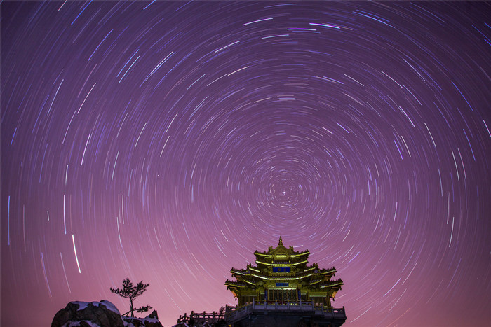 袁鹏-斗转星移-18905378369.jpg