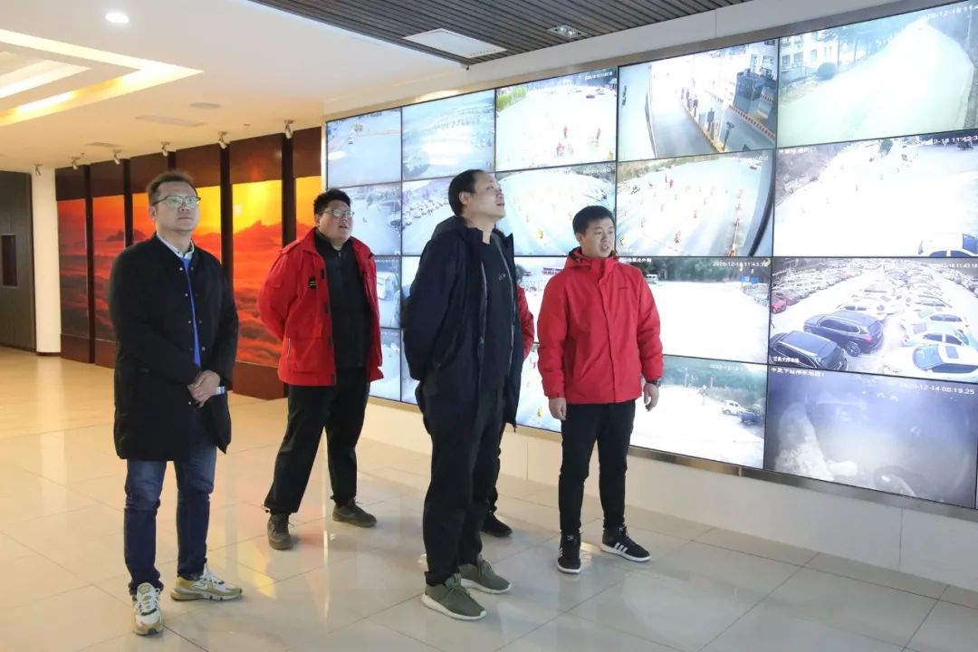 文章附图